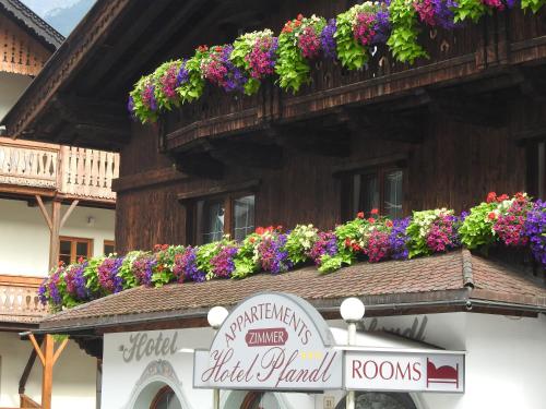Gallery image of Hotel Garni Pfandl in Neustift im Stubaital