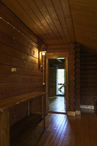 Fotografie z fotogalerie ubytování сottage "Ksenija" котедж "Ксенія" v destinaci Skole