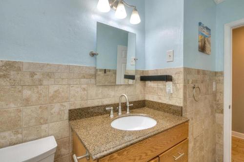 Phòng tắm tại Heavily Salted