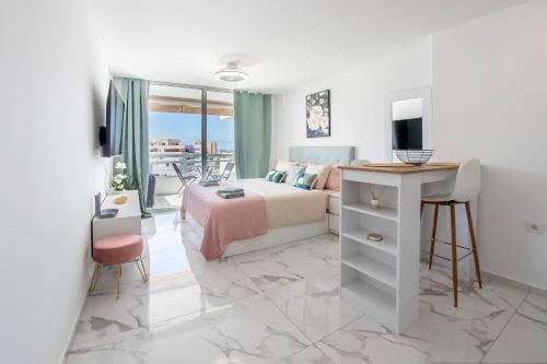 Marble Sea View Ponderosa 606