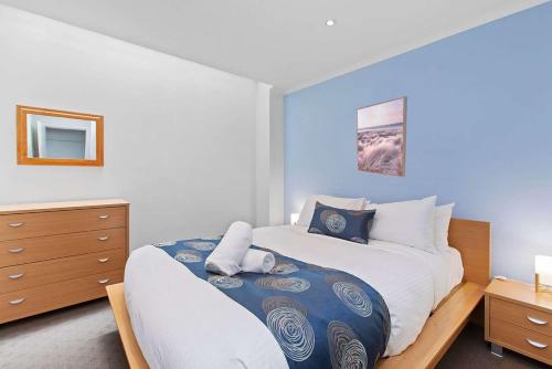 Postel nebo postele na pokoji v ubytování 4 Whitecrest Great Ocean Road Resort - Ocean View