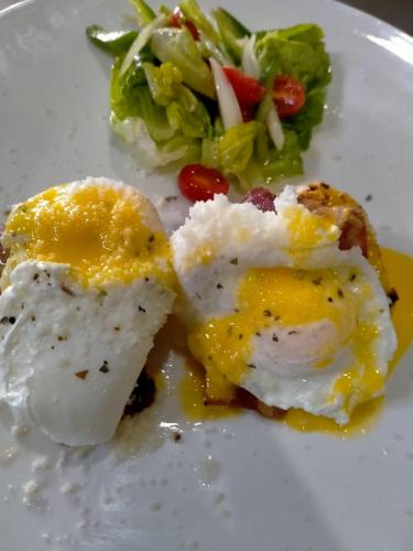 Еда / где поесть недалеко от отеля