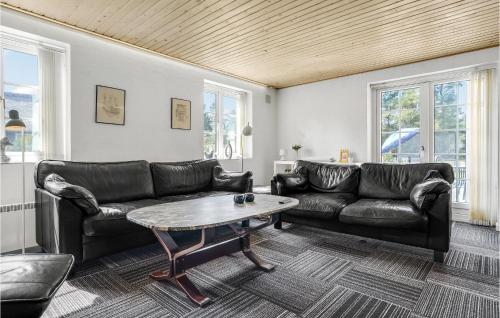 Posezení v ubytování Four-Bedroom Holiday Home In Romo
