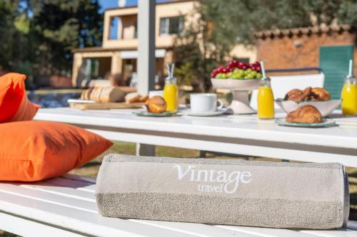 Fotografie z fotogalerie ubytování Can Batanc by Vintage Travel v destinaci Calella de Palafrugell