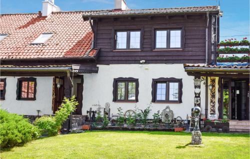 Gorgeous Apartment In Rydzewo With Wifi