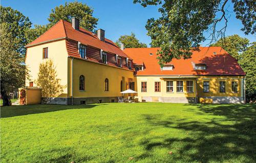 Lovely Home In Wolin With Wifi