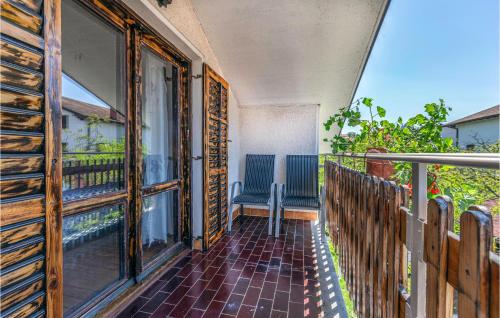 Balkón nebo terasa v ubytování Stunning Apartment In Divaca With Wifi