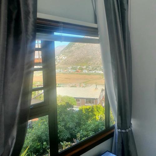 Φωτογραφία από το άλμπουμ του Sunset Haven Glencairn Heights στο Κέιπ Τάουν