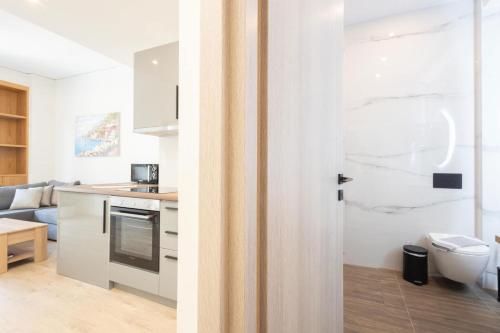 Modern 2-Bedroom Gem close to Metro