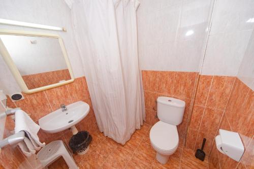 Hostal Virginiaにあるバスルーム