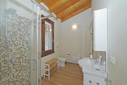 Ένα μπάνιο στο Residence Albatros by Wonderful Italy