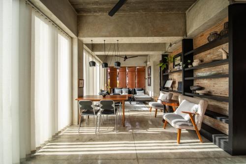 The Hotel Journal Chiangmaiにあるシーティングエリア