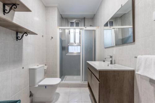 Kampion by People Rentals