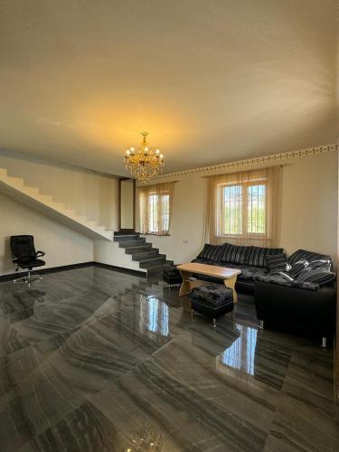 Φωτογραφία από το άλμπουμ του Kaghsi summer house σε Hrazdan