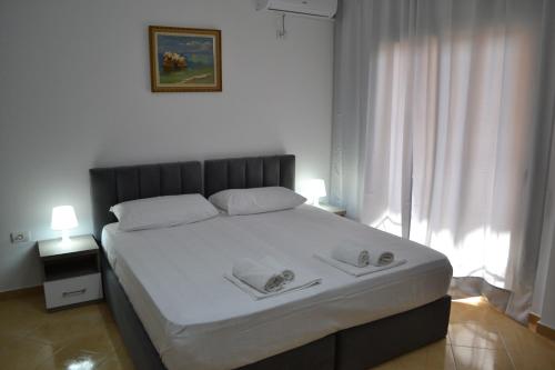 Sunny Studio Apartment near the Beach Free Parking