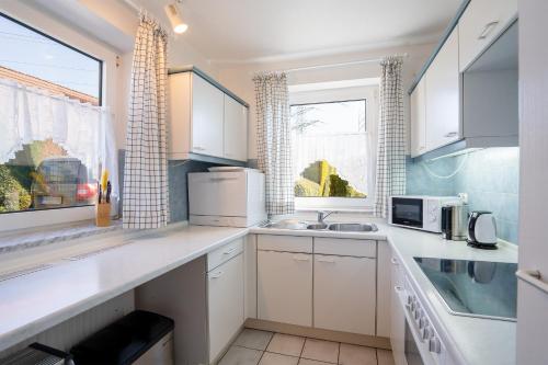 Dapur atau dapur kecil di Ferienhaus Niwaki