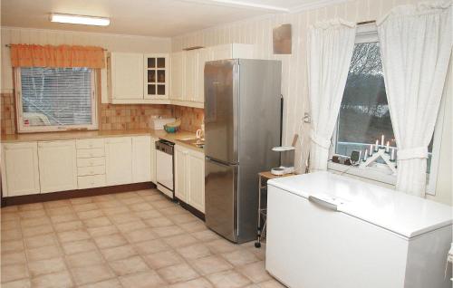 Dapur atau dapur kecil di Nice Apartment In Fjelberg