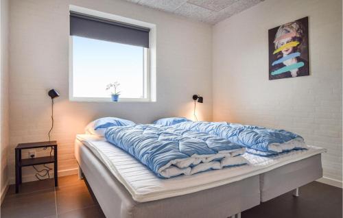 Ένα ή περισσότερα κρεβάτια σε δωμάτιο στο Nice Home In Faaborg With Kitchen