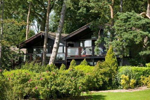 Κήπος έξω από το Rutland Hall Lakeside Lodges