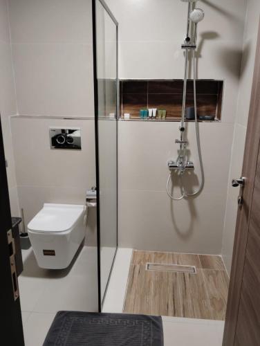 Bilik mandi di panorama residence
