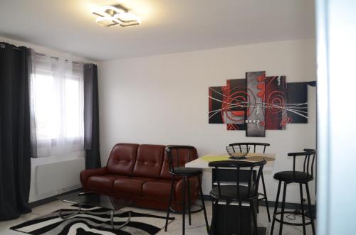 APPARTEMENT T3 LUXUEUX dans RESIDENCE