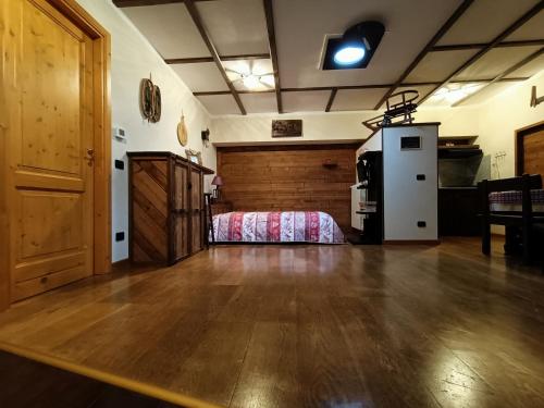 Cuckoo Apartmentにあるキッチンまたは簡易キッチン