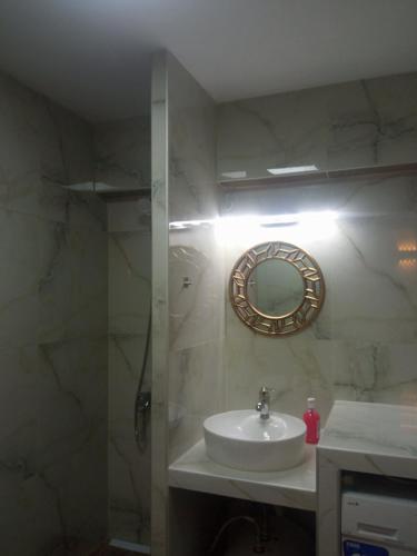 POLIT LUXURY Aprt 2 BEDROOMS