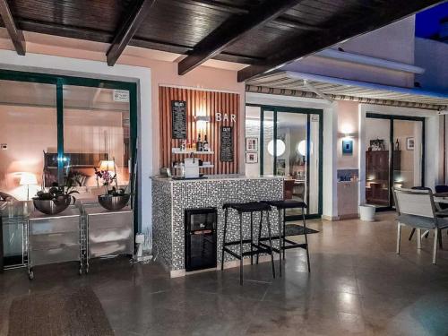 107-Exclusive Apartment with Pool, Elviria, Marbella