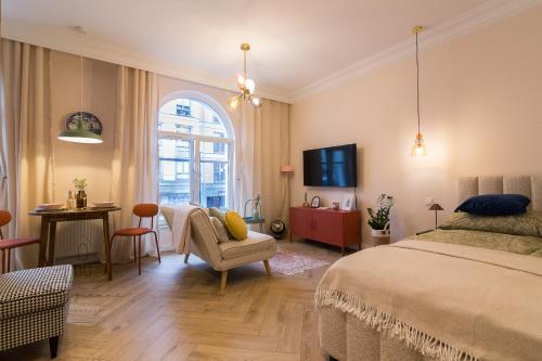 Postel nebo postele na pokoji v ubytování Apartament Studzienna Prestige Old Town