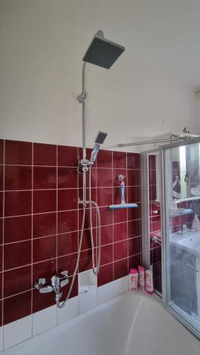Baðherbergi á 3- Zimmer-Wohnung in Linz Leonding