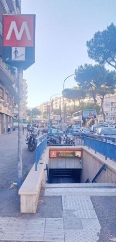 AMORES APARTMENT - Family&Friends - 2 Camere - Metro A 4min & Centro 15min