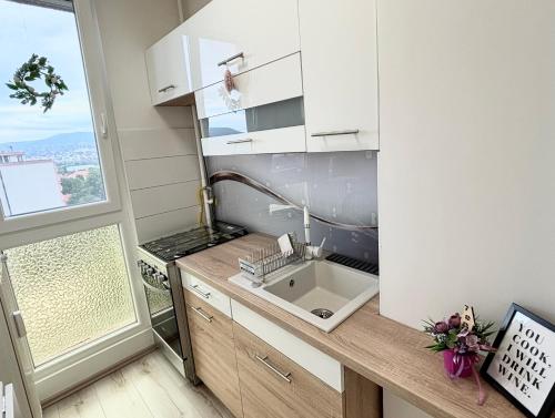 Glamour Residence 7632 Pécs, 15 Krisztina tér 9 emelet 28-as lakás kép - 3