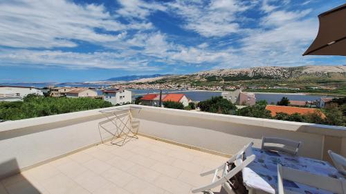 4 Adriatic Apartment Pag