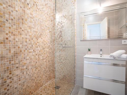 Apartment Le Trident by Interhome