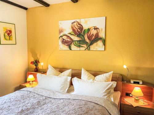 Ένα ή περισσότερα κρεβάτια σε δωμάτιο στο Apartment Am Hohen Bogen-25 by Interhome