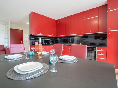 Apartment La Croix des Gardes by Interhome