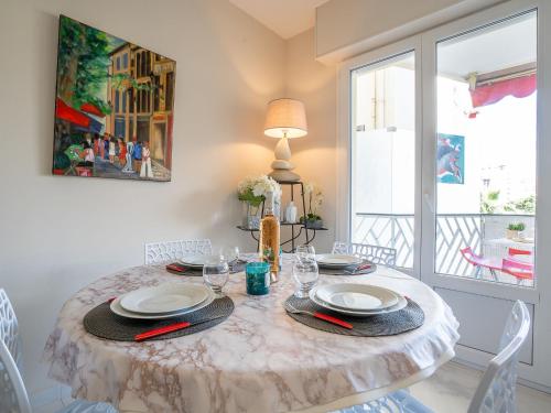 Apartment Le Puget by Interhome