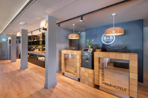 Kuchyň nebo kuchyňský kout v ubytování B&B HOTEL Barcelona Mollet