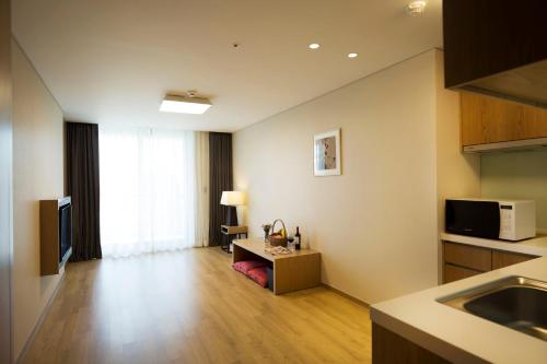 Kuchyň nebo kuchyňský kout v ubytování Best Western Haeundae Hotel