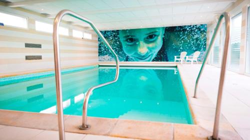 Bassein majutusasutuses BRIT HOTEL - RESTAURANT Saint-Brieuc Langueux või selle lähedal
