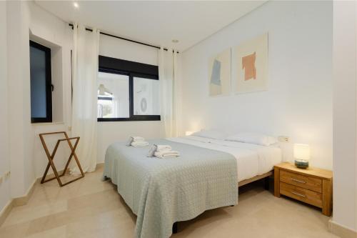 3 bedroom apartment, with private garden and terrace, in Puerto Banús