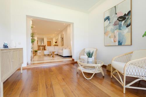 3 bedroom apartment, with private garden and terrace, in Puerto Banús