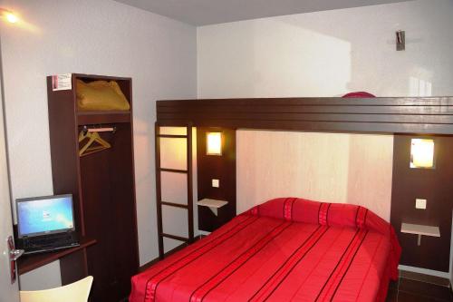 Postel nebo postele na pokoji v ubytování Brit Hotel Essentiel Sète / Balaruc