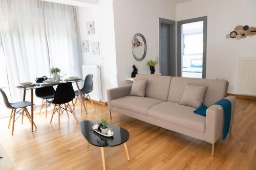 Chic 1BR Apartment in Neo Psichiko
