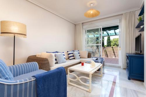 Precioso ático con piscina en Marbella