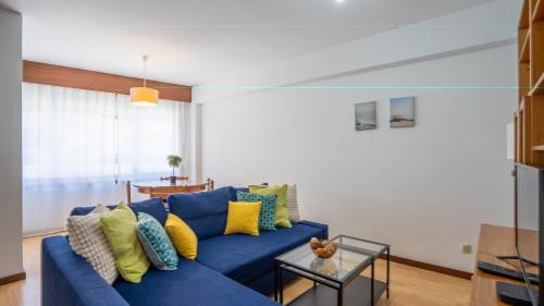 Cedofeita Vintage w Free Parking by LovelyStay