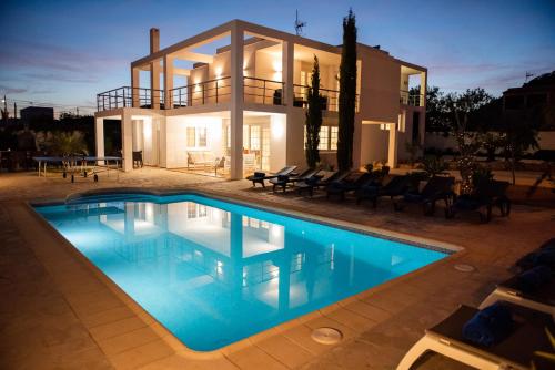 Πισίνα στο ή κοντά στο Villa In Playa Den Bossa, 5 Min Supermarketbbq