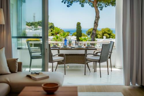 Luxury sea view apartment