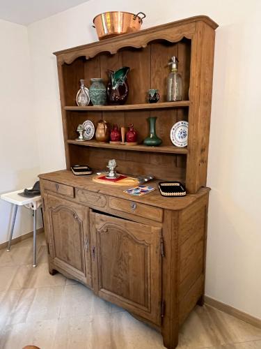 Кухня или мини-кухня в Appartement RDC avec jardin au cœur de Barbizon 2 a 6 personnes

