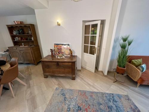 Гостиная зона в Appartement RDC avec jardin au cœur de Barbizon 2 a 6 personnes